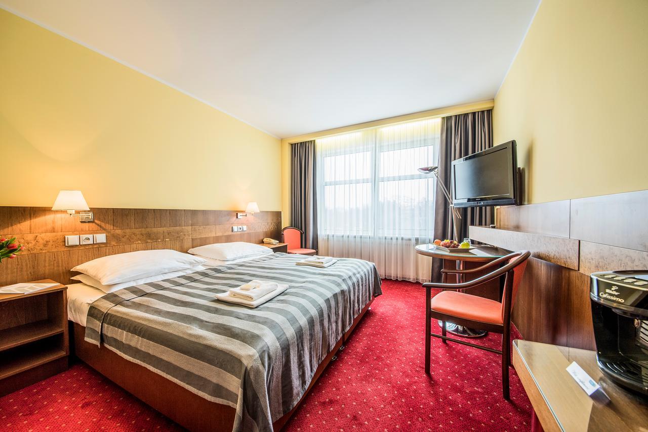Hotel Jana Přerov Екстериор снимка
