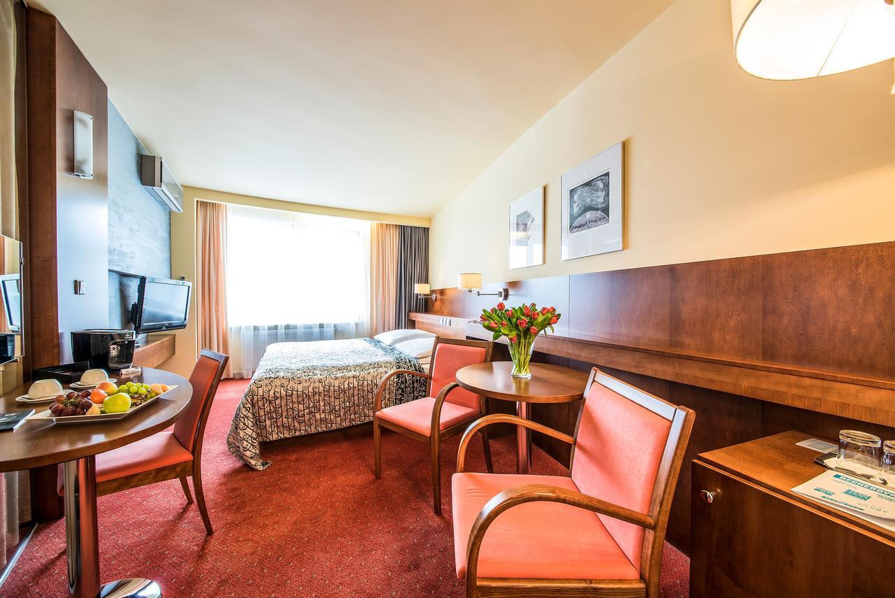 Hotel Jana Přerov Екстериор снимка