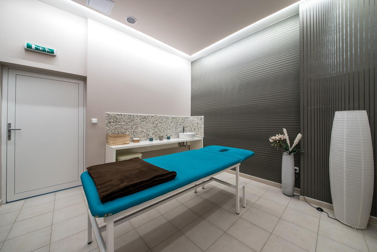 Hotel Jana Přerov Екстериор снимка