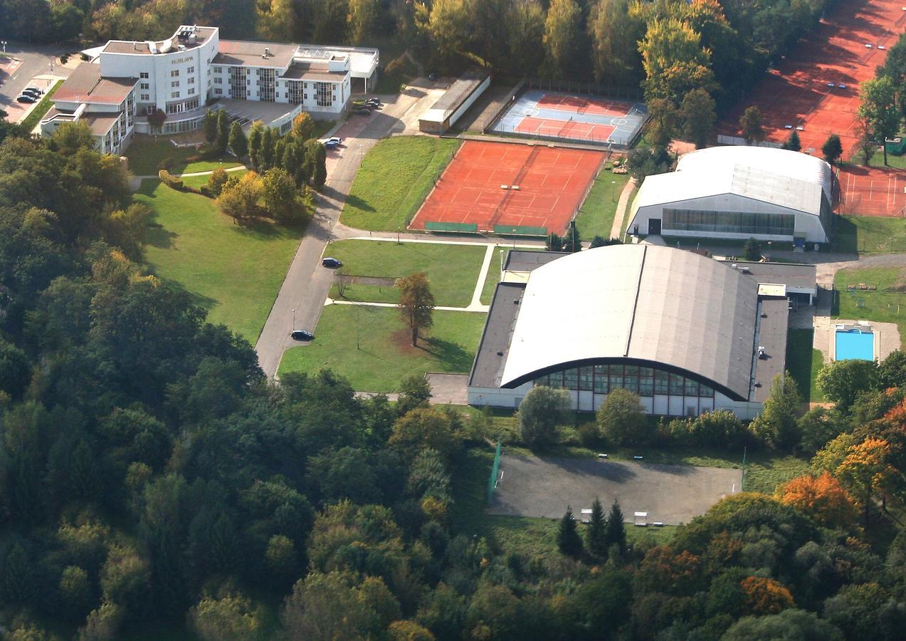 Hotel Jana Přerov Екстериор снимка