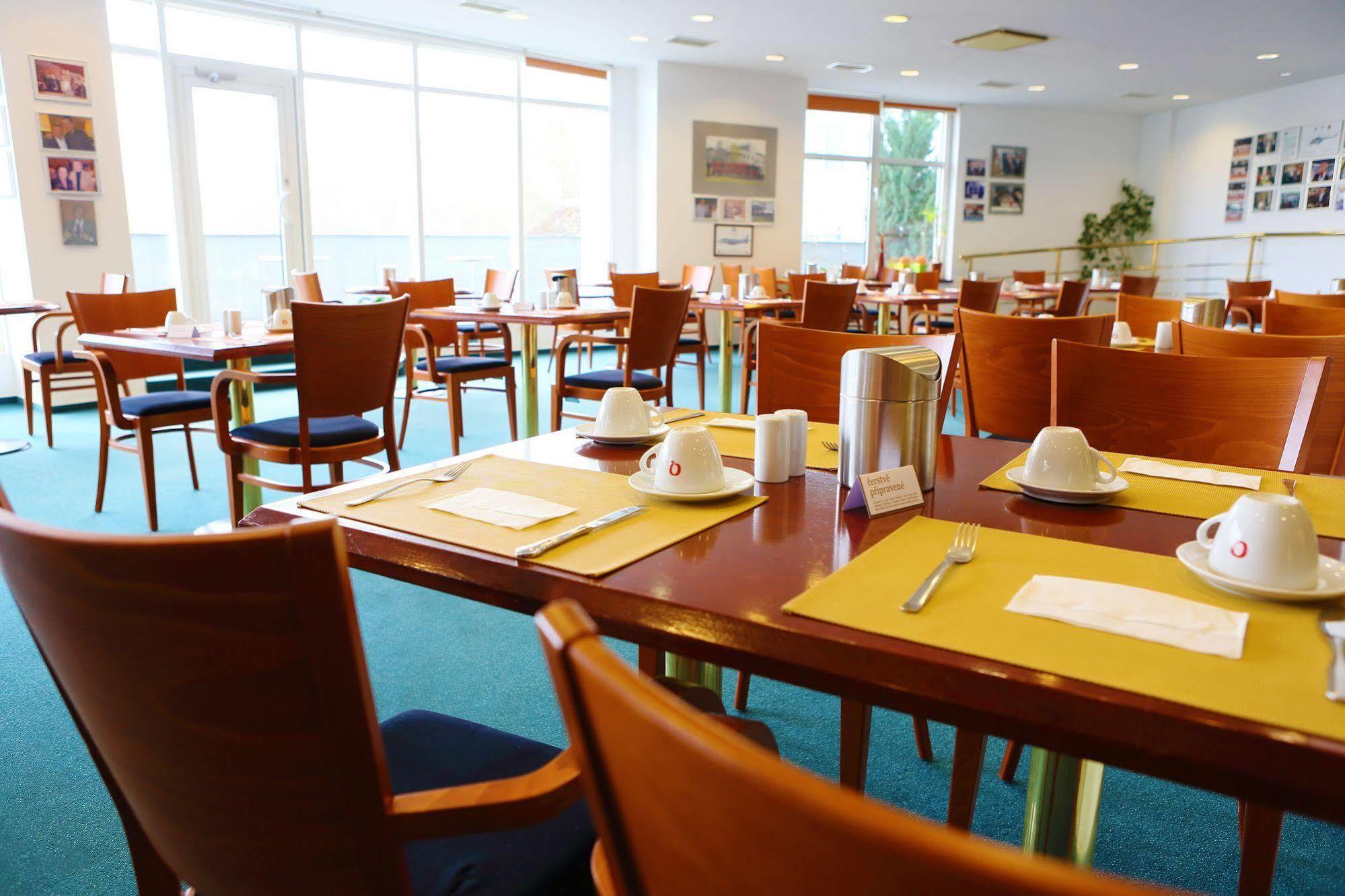 Hotel Jana Přerov Екстериор снимка