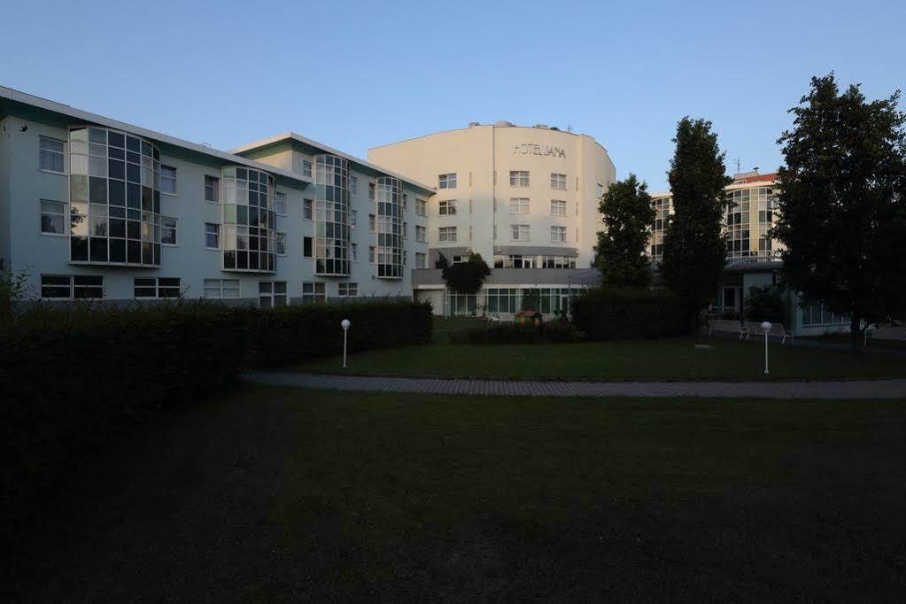 Hotel Jana Přerov Екстериор снимка